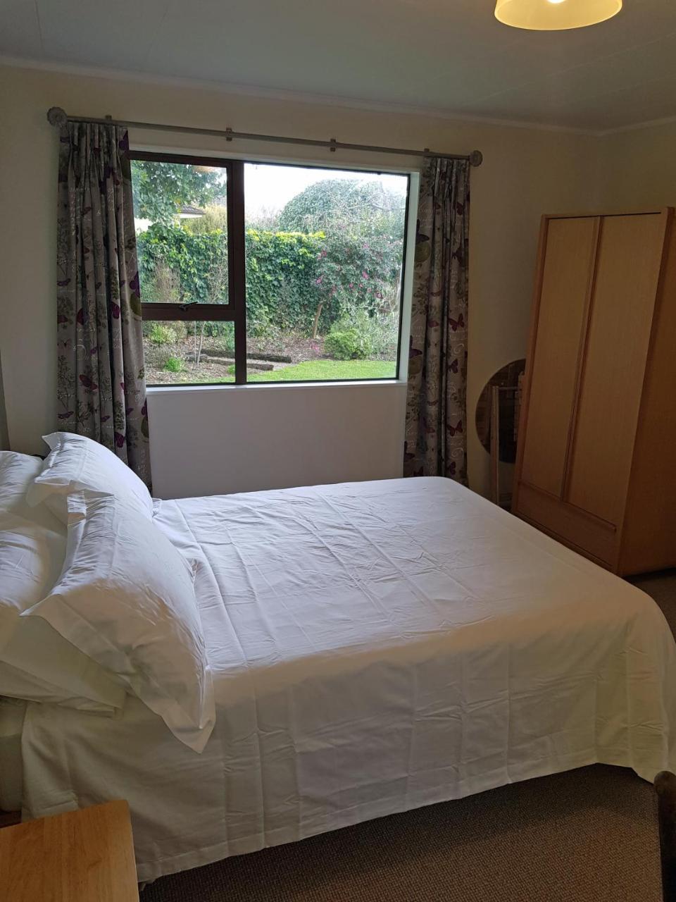 Garden Retreat Apartment Otaki Exterior photo